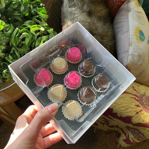 ThinkFun Chocolate Fix Sudoko Style Logic Game - 80 Challenges TikTok - Picture 7 of 9